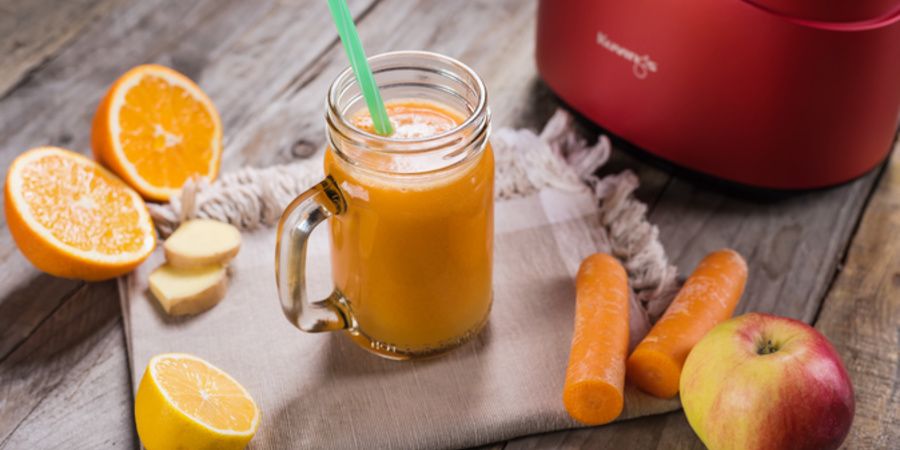 Reteta - Suc de portocale si morcovi bogat in vitamina C